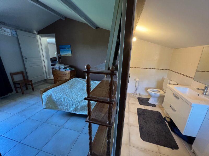 Maison - 470 m² - 12 pièces