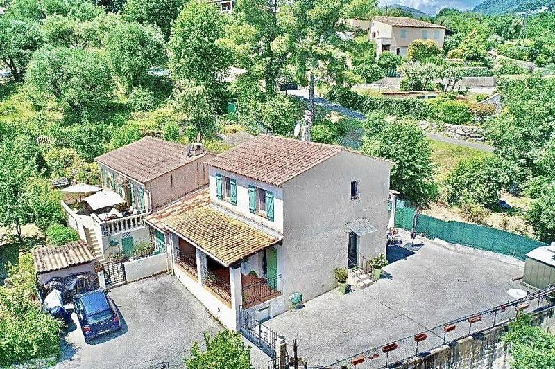 Maison jumelée - 115 m² - 5 pièces