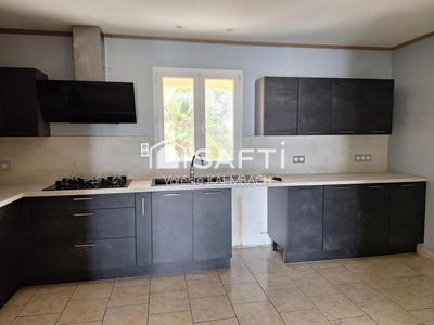 Maison - 137 m² - 6 pièces