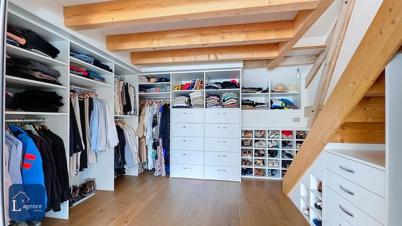 Maison - 194 m² - 7 pièces