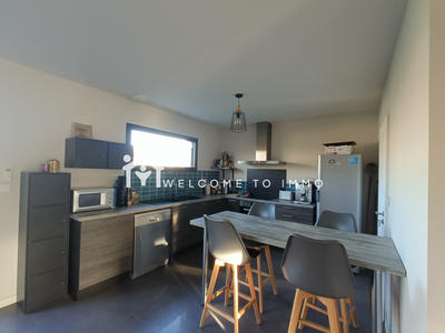 Maison - 98 m² - 4 pièces