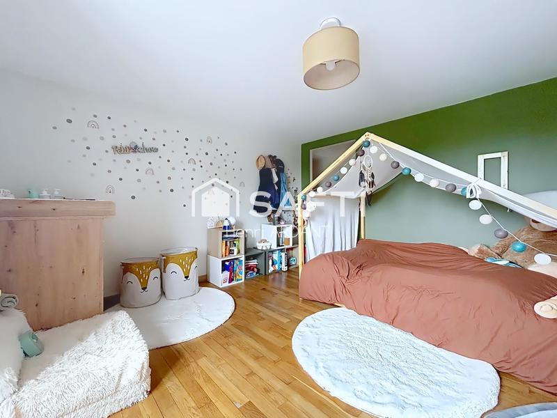 Maison - 110 m² - 5 pièces