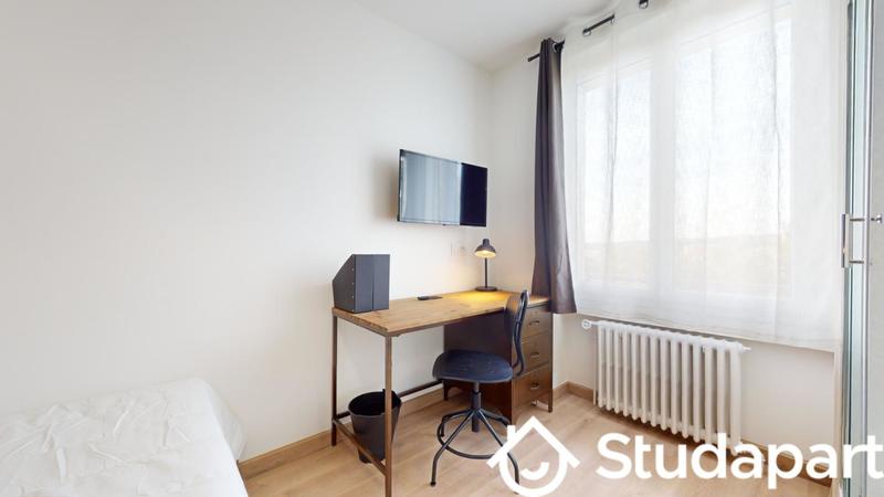 Chambre - 9 m² - 1 pièce