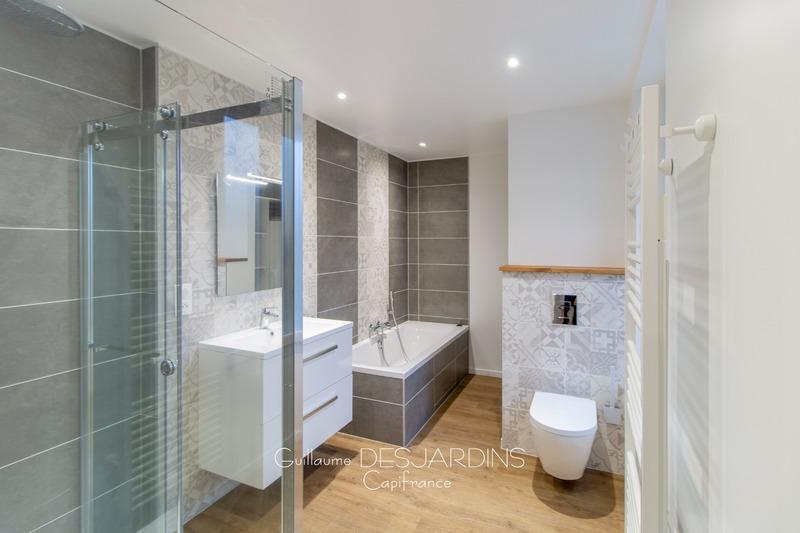 Maison de ville - 110 m² - 5 pièces