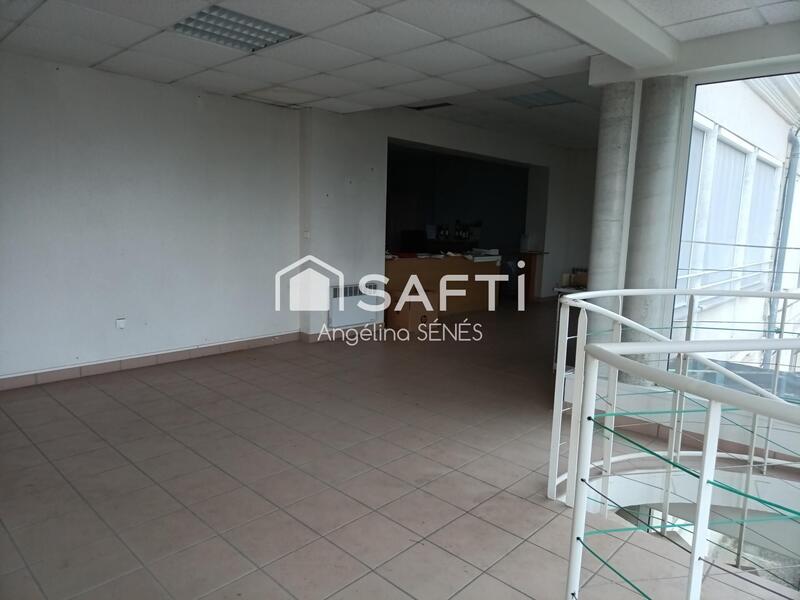 Local commercial - 1 500 m² - 15 pièces