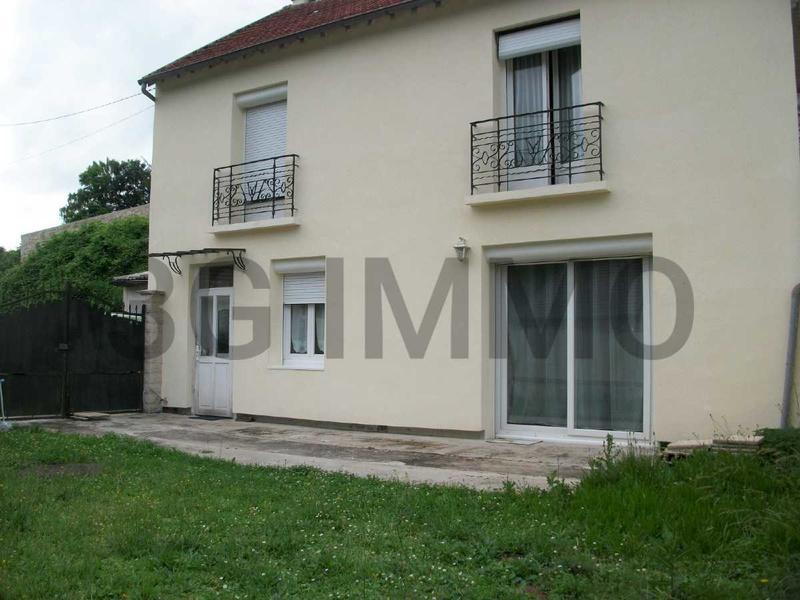 Pavillon - 104 m² - 4 pièces