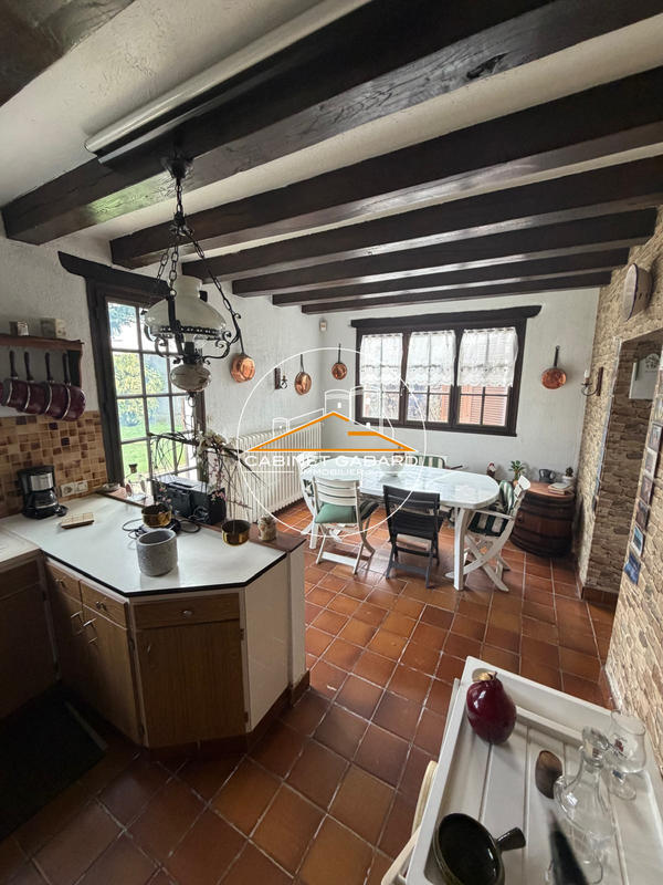 Maison traditionnelle - 91 m² - 4 pièces