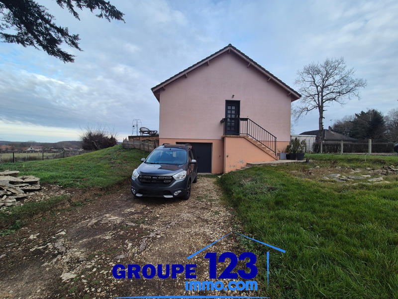 Maison - 95 m² - 4 pièces