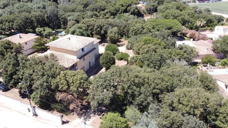 Villa - 200 m² - 7 pièces