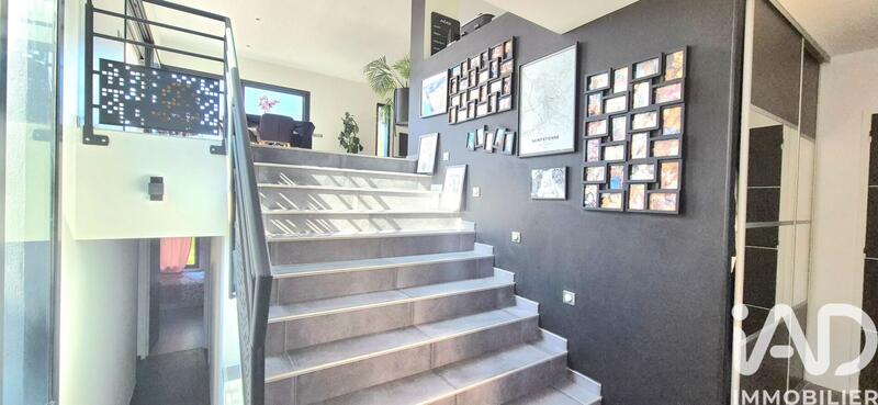 Maison - 149 m² - 5 pièces