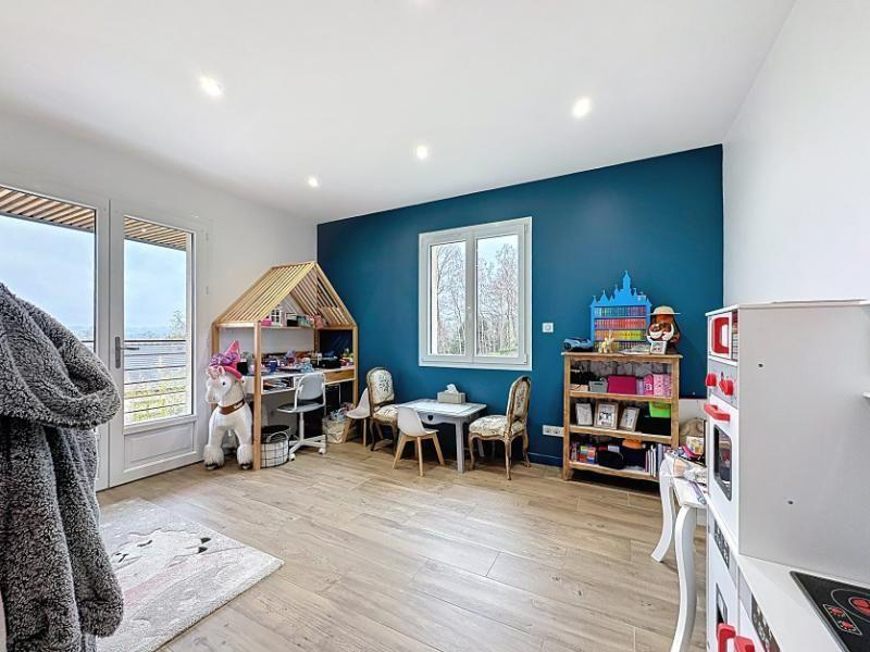 Maison - 200 m² - 7 pièces