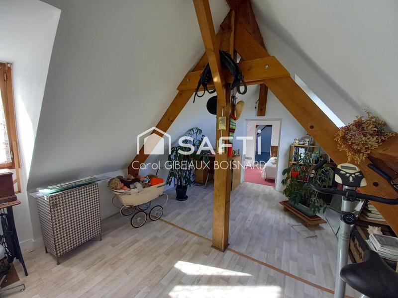 Maison - 145 m² - 9 pièces