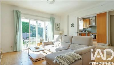 Maison - 111 m² - 6 pièces