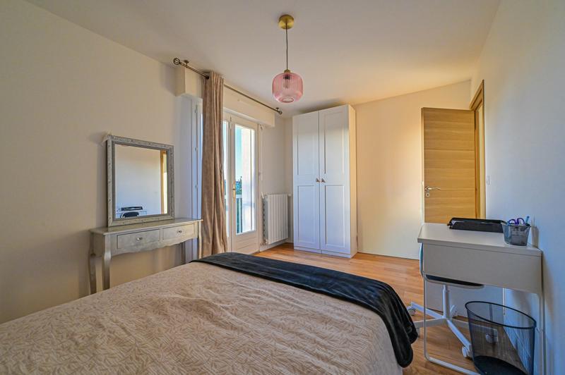 Maison contemporaine - 199 m² - 6 pièces