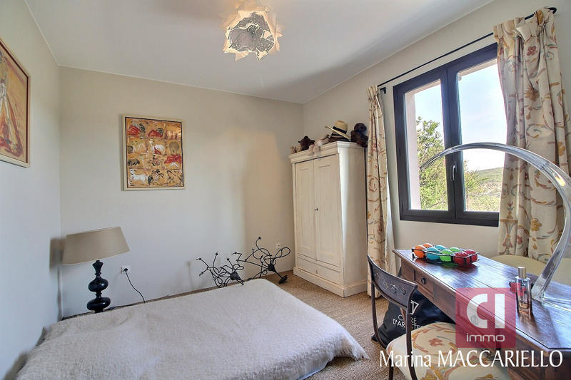 Maison - 133 m² - 5 pièces