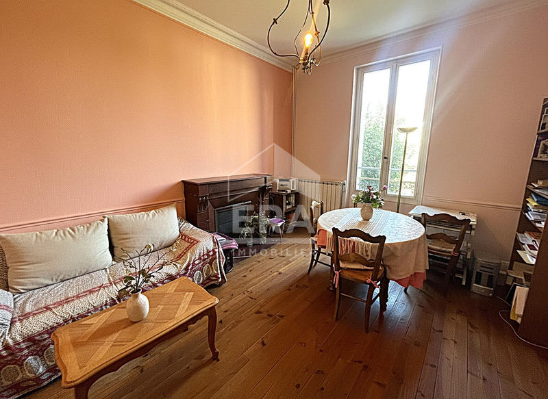 Maison - 95 m² - 6 pièces