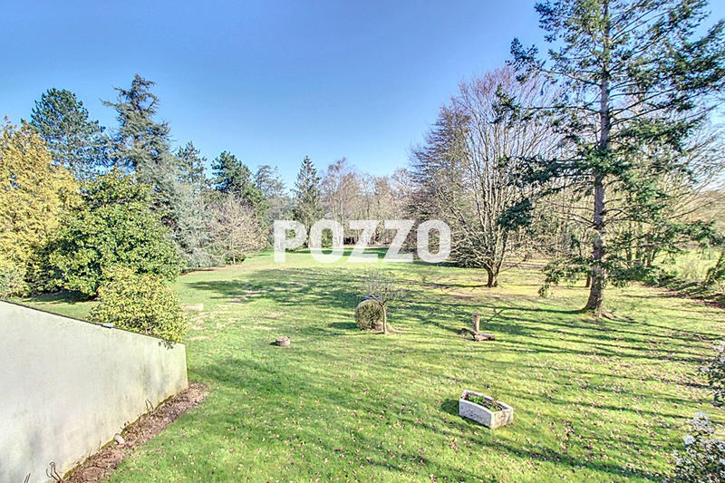 Maison - 253 m² - 7 pièces