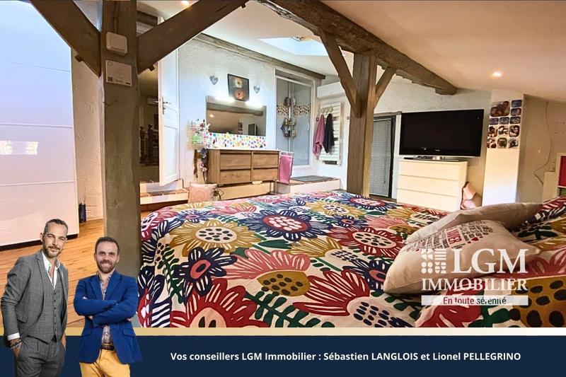 Maison - 240 m² - 7 pièces