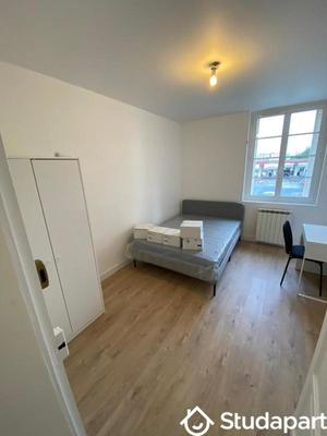 Chambre - 11 m² - 1 pièce