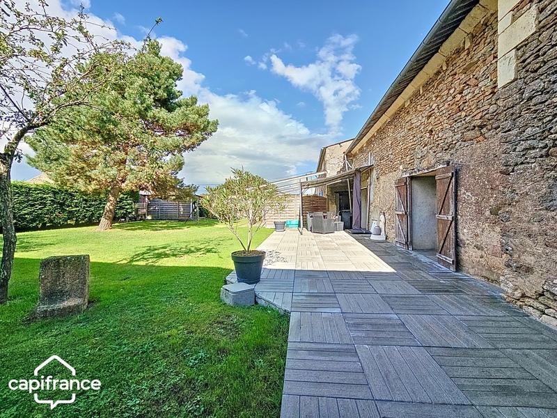 Maison - 151 m² - 8 pièces