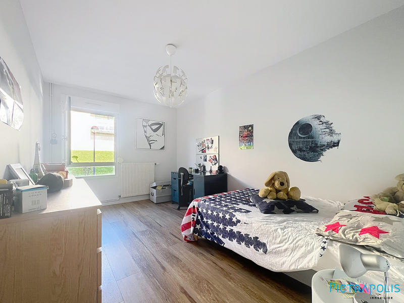 Appartement - 82 m² - 4 pièces