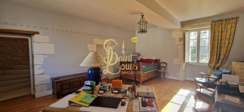 Maison - 200 m² - 7 pièces