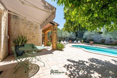 Villa - 243 m² - 7 pièces