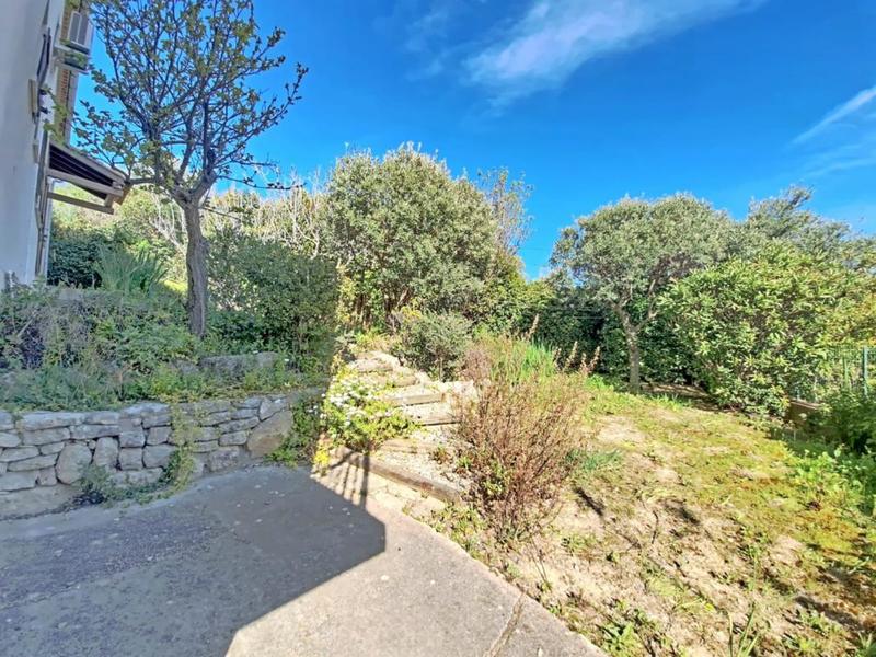 Maison - 209 m² - 8 pièces