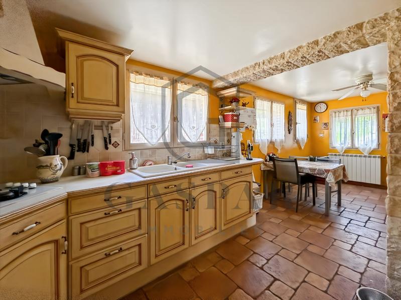 Maison - 143 m² - 5 pièces