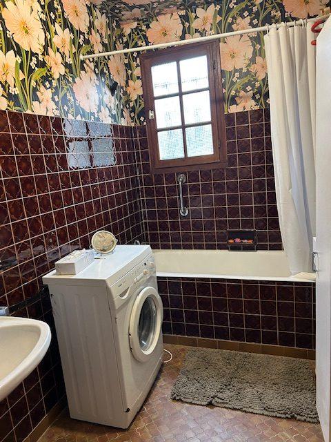 Maison - 95 m² - 5 pièces