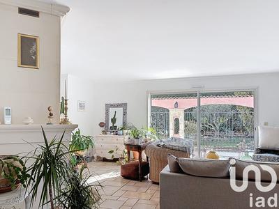 Maison - 200 m² - 6 pièces