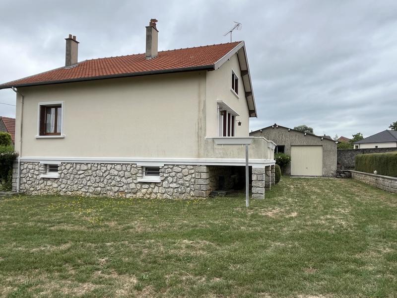 Maison - 109 m² - 7 pièces