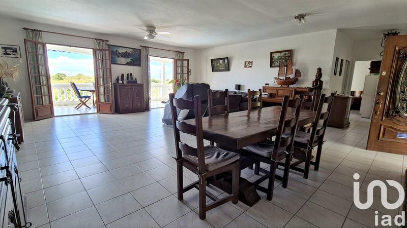 Maison - 246 m² - 10 pièces