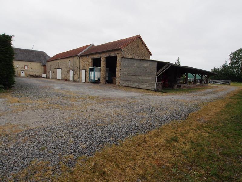 Maison - 319 m² - 11 pièces