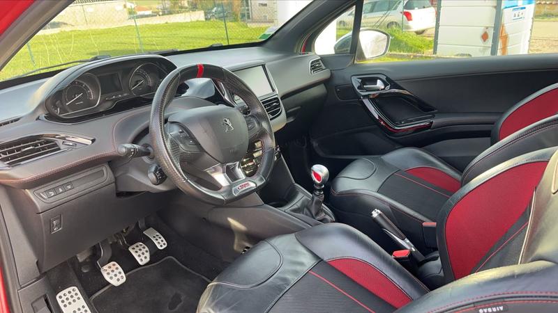 Peugeot 208 1.6 Thp Gti