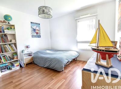 Appartement - 84 m² - 4 pièces