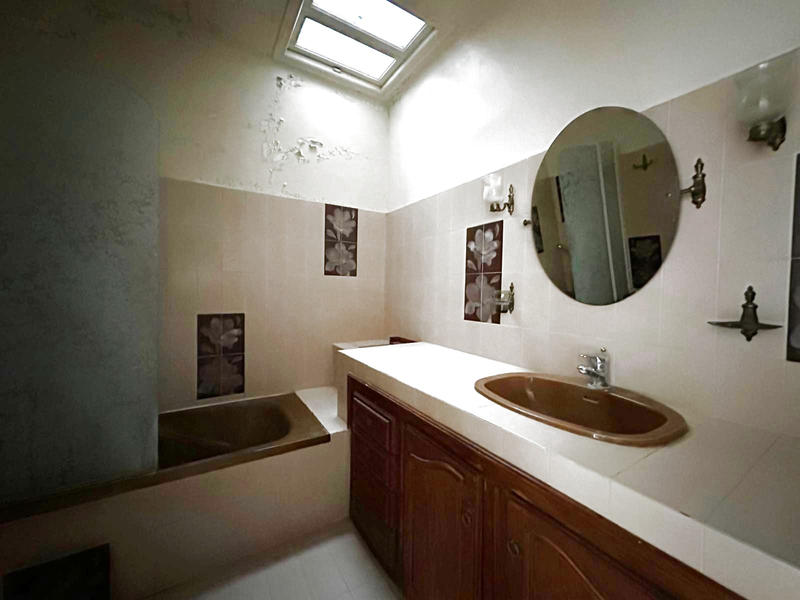 Appartement - 101 m² - 4 pièces