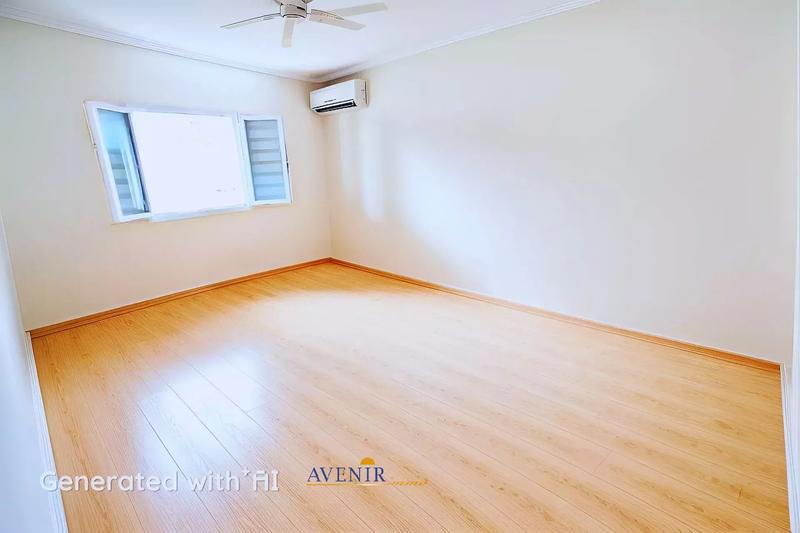 Bureau - 143 m² - 10 pièces