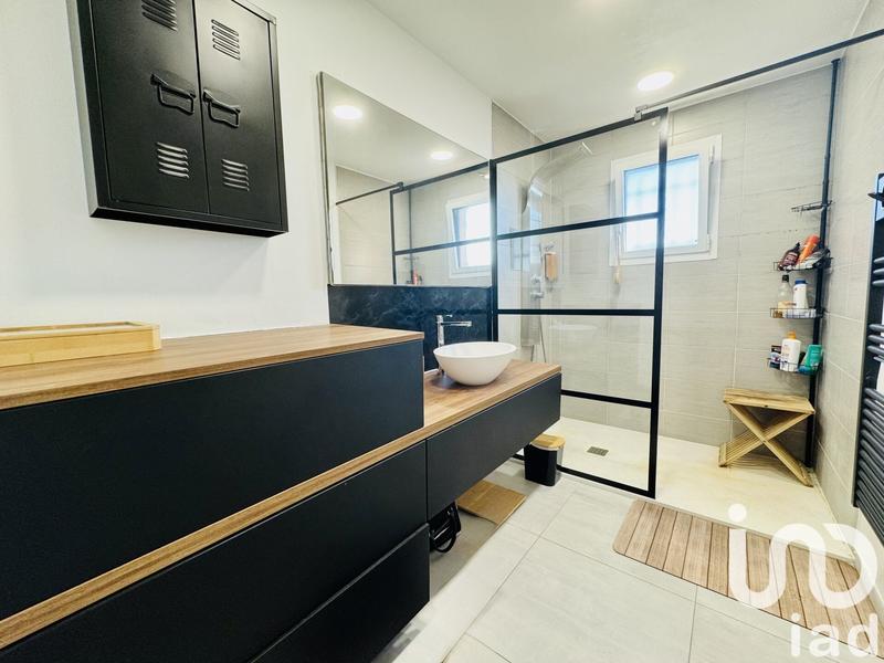 Maison - 92 m² - 4 pièces