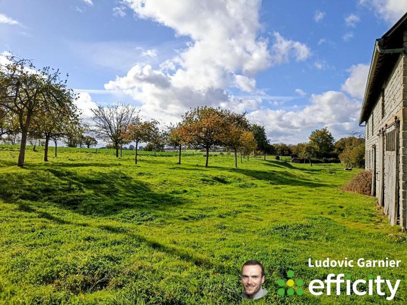 Maison - 300 m² - 1 pièce