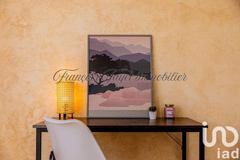 Appartement - 77 m² - 4 pièces