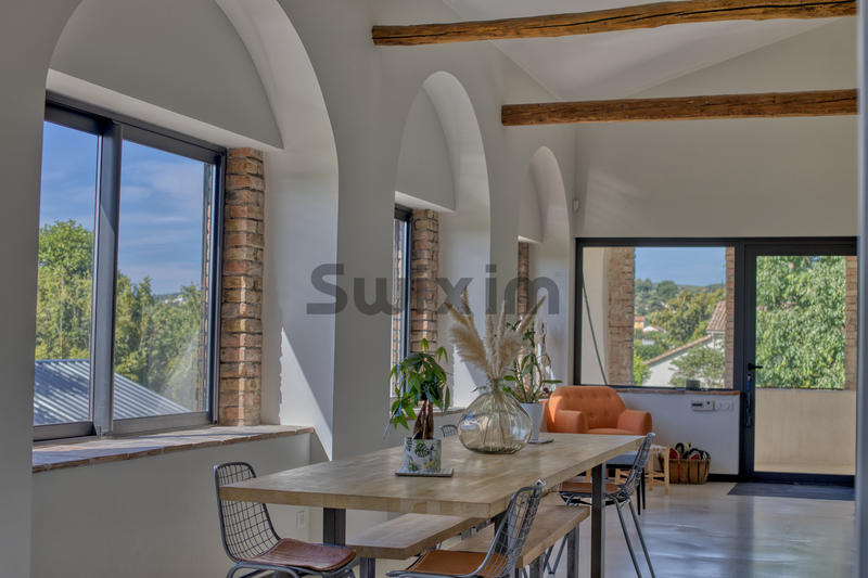 Mas - 290 m² - 7 pièces