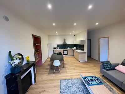 Appartement - 80 m² - 4 pièces