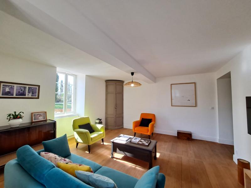 Maison - 390 m² - 10 pièces