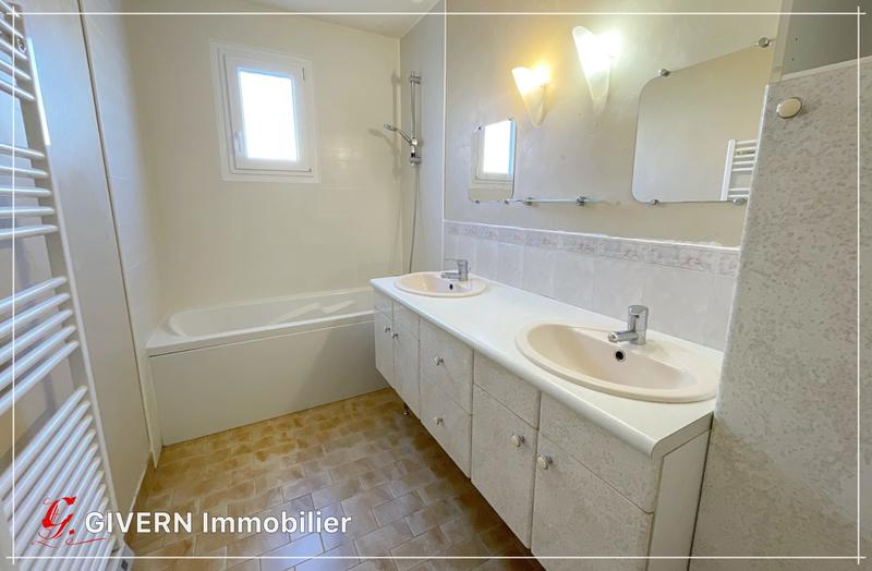 Maison ancienne - 131 m² - 6 pièces