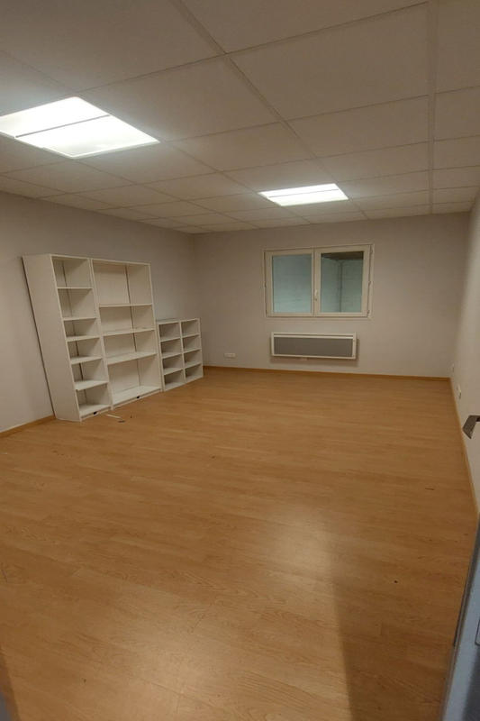 Local commercial - 300 m²