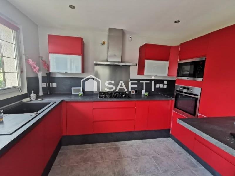 Maison - 99 m² - 6 pièces