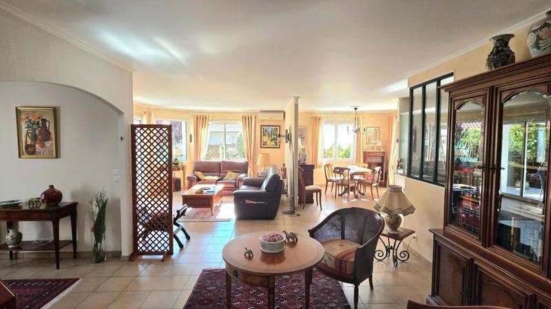 Maison - 148 m² - 5 pièces