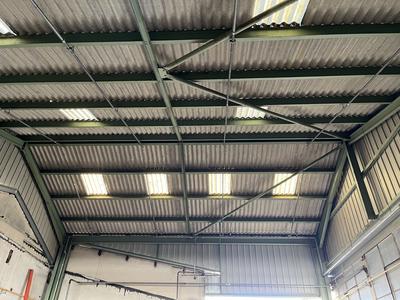 Entrepôt - 12 000 m²