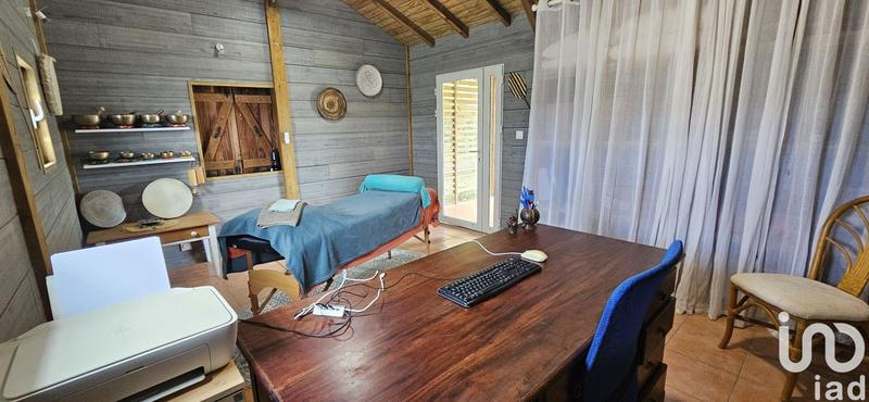 Maison - 211 m² - 9 pièces